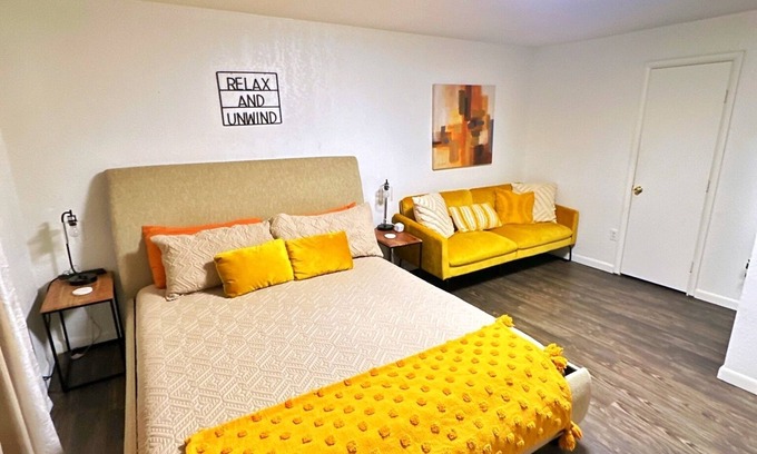 Central Oklahoma City Casa | Discount on smaller resorvations under 5