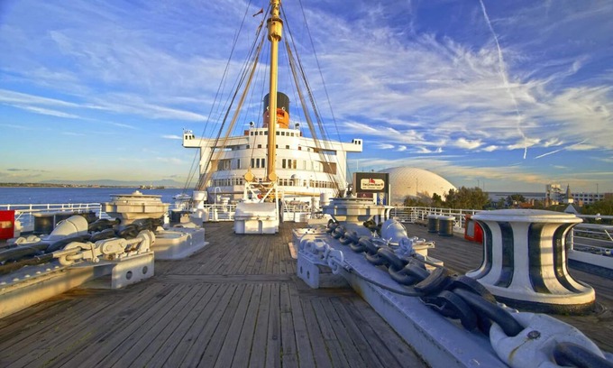 Harbor Hotel | Discover Historic Charm in Our Cozy Ship Stateroom Near Shoreline | 4 Rooms