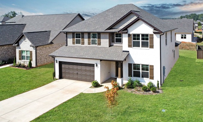Normal Casa | Discover Modern Comfort in North Huntsville