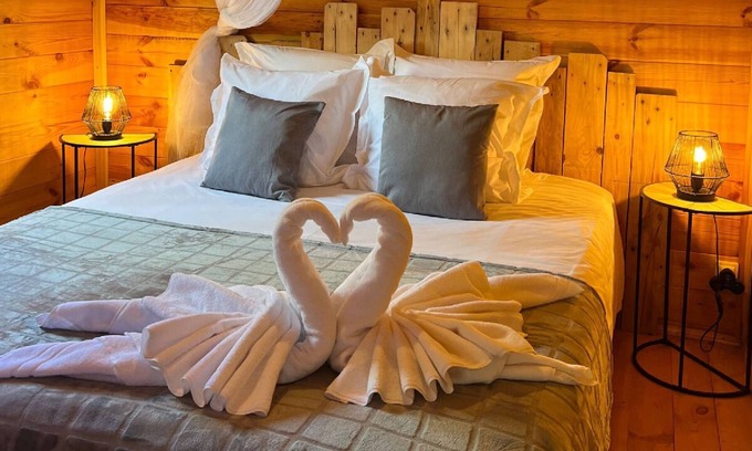 Venizel Chalet De Esquí | Discover our chalets: natural relaxation or luxury & comfort. Your escape aw