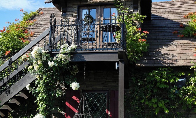 Templeton Apartamento | Discover the charm of wine country at the Briarwood one-bedroom apartment!