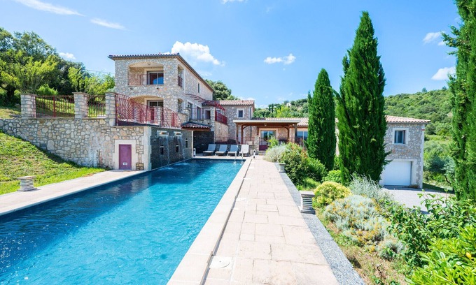 Saint-Ambroix Villa | 30VENTSA Villa Mistral