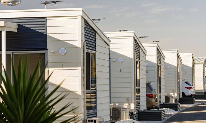 Semaphore Park Otro | Discovery Parks - Adelaide Beachfront