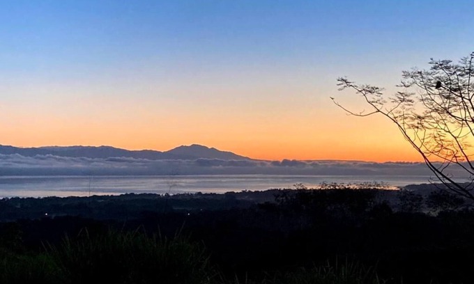 Puerto Jiménez Casa | Disfruta de un acogedor bungalow con vistas al Golfo Dulce rodeado de naturaleza