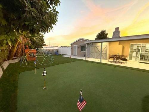Southwest Anaheim Casa | Disneyland Lux Villa 6BR 4BA Mini Golf Arcade Game