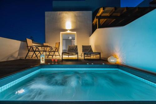 Vothon Apartamento | Divaly Suite - private heated jacuzzi