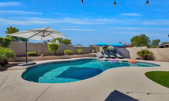 Chandler Casa | Dive In Desert - 3Bd - Pool Oasis