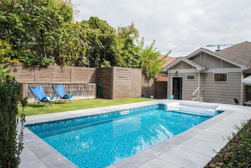 Old Fourth Ward Casa | Dive Inn