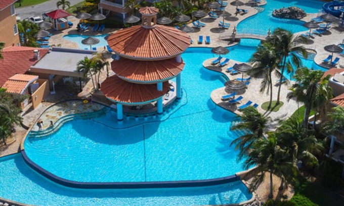 Oranjestad-West Complejo | Divi Village ~ Infinity Pool ~ Water Slide ~ Golf ~ Close to Beach