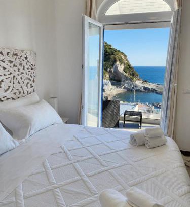 Sant'Angelo Apartamento | Divina Seaside Suite Ischia
