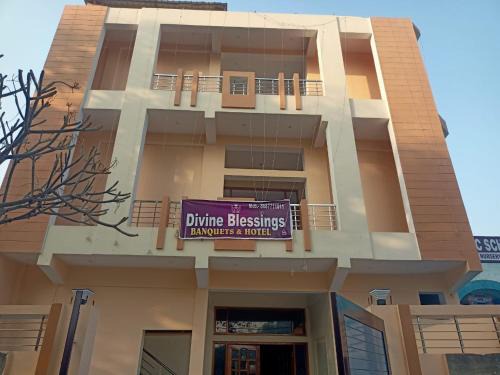 Naini Casa | Divine Blessings