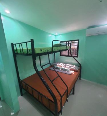 Clark Apartamento | Divine's Crib, Fully Airconditioned!