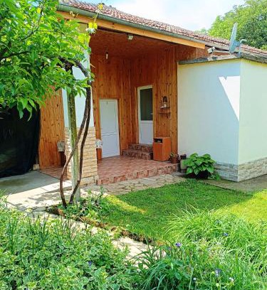 Krushuna Casa | Divna Guest House