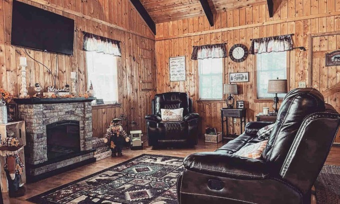 Fort Payne Cabina | Dixie Sticks-Little River Canyon retreat