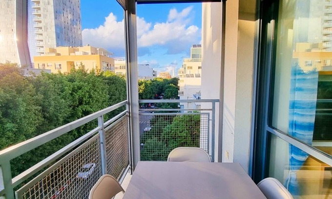 Tel Aviv Apartamento | Dizengoff Muguet in Tel Aviv-yafo