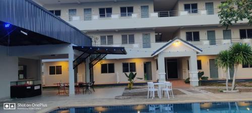 North Pattaya Hotel | DJ Residency and Pool Party