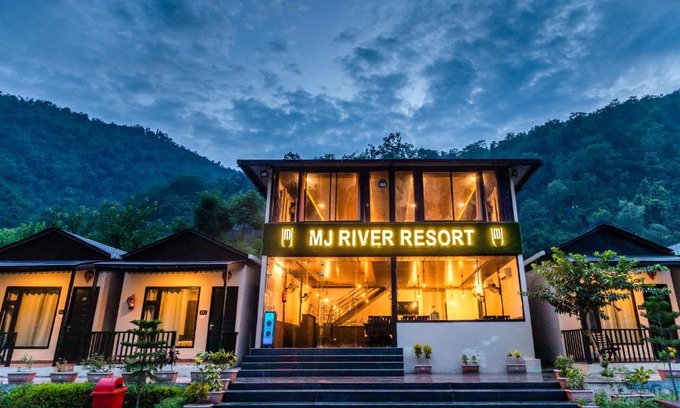 Rishikesh Complejo | DLS MJ River Resort, Rishikesh