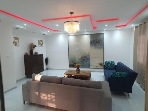 Ngor Villa | DM Almadie