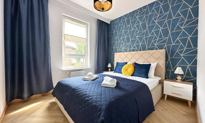 Nowy Dwor Mazowiecki Apartamento | DMK Blue Apartment near Warsaw-Modlin Airport