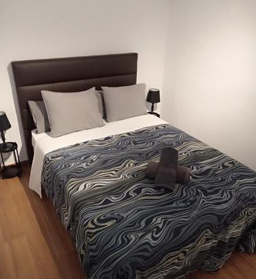 Esquerra de l'Eixample Apartamento | Doble & Single rooms Arago Street