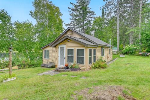 Westboro Casa | Dock and Lake Access Cabin 4 Mi to Ice Age Trail!