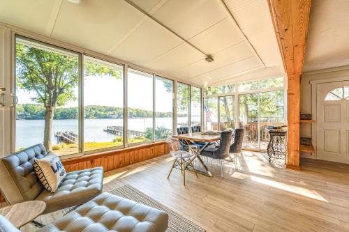 Southmont Casa | Dock and Views High Rock Lake Hideaway!