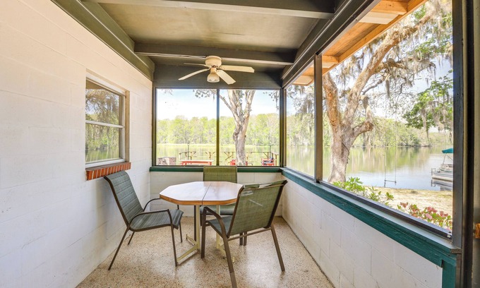 Chiefland Apartamento | Dock & Fire Pit: Scenic Studio on Suwannee River!