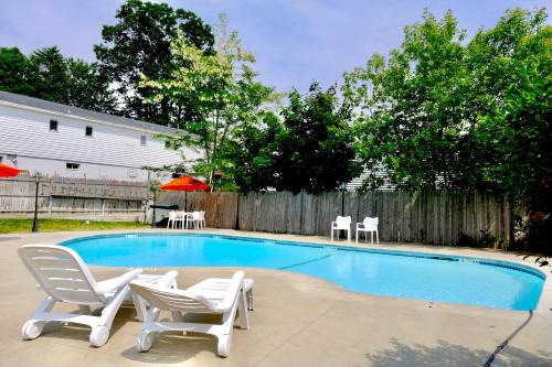 Old Orchard Beach Hotel | Dock House Inn