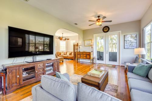Palmetto Casa | Dock, Kayaks and On-Site Pond Terra Ceia Home