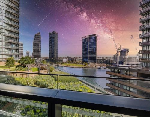 Docklands Apartamento | Docklands Luxury & Stunning Views - Pool, Gym, Yoga & Parking