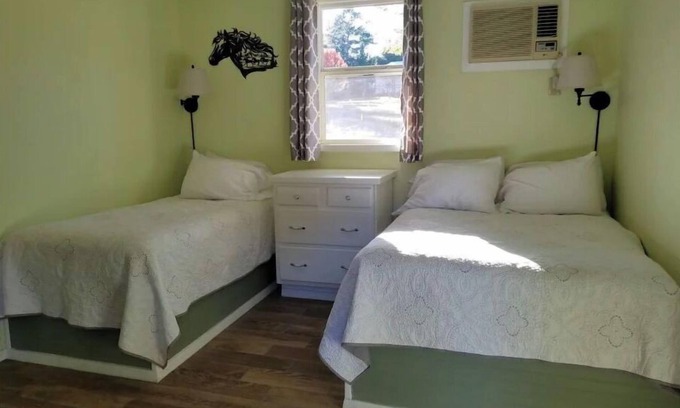 Pennington Apartamento | " Doctor's Office" at Oak Arbor