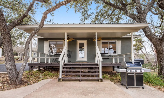 Spicewood Casa | Dog-friendly and spacious lake view house with W/D and private beach