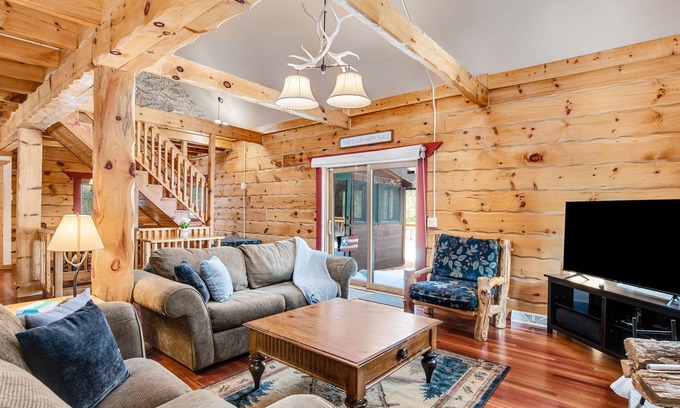 Arkdale Casa | Dog-friendly cabin on expansive land with a firepit, grill, game room, & W/D