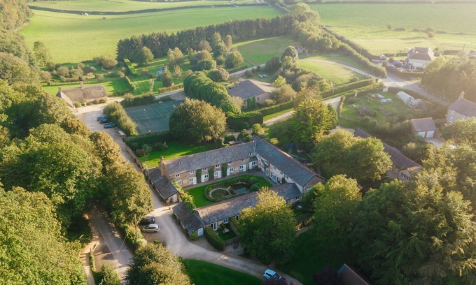 Higher Bockhampton Cabaña | Dog friendly cottage for 3