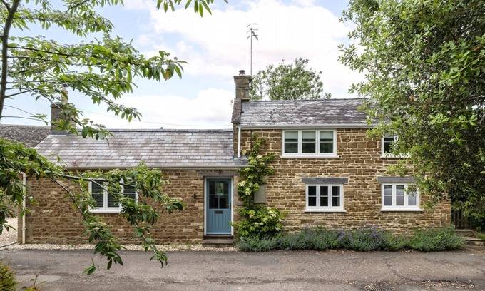 Moreton-in-Marsh Cabaña | Dog friendly cottage - Macs Leap