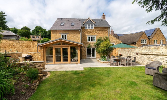 Ilmington Cabaña | Dog friendly cottage - Gardners Cottage