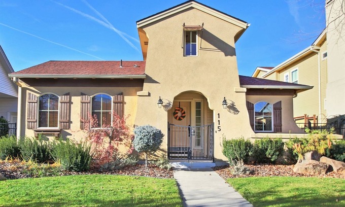 Eagle Casa | Dog Friendly Cozy Quiet Eagle ID Home sleeps 6
