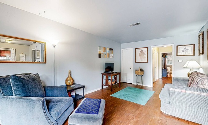 East End Casa | Dog-friendly duplex with firepit, patio, enclosed backyard, streaming, & W/D