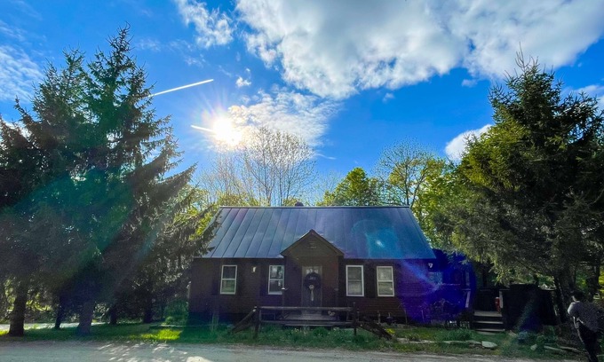 Mount Holly Casa | Dog-friendly getaway with mountain views, games, & deck - near skiing & trails