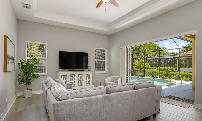 Palm River Estates Casa | Dog-friendly home close to beach with screened patio & pool, & central AC