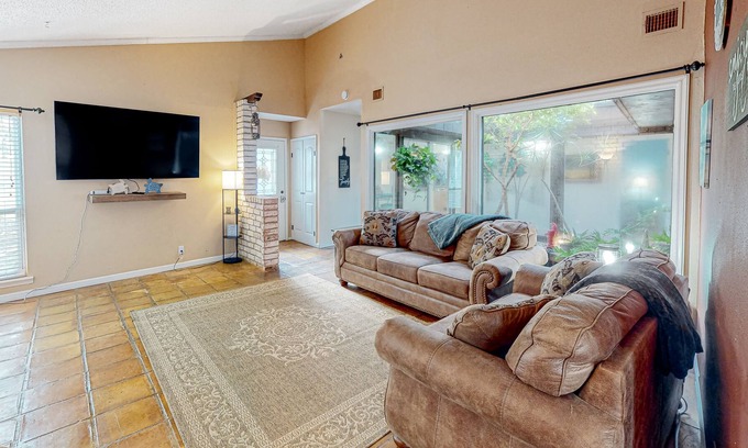 Laguna Vista Casa | Dog-friendly home with enclosed yard, outdoor living, private atrium & Ping-Pong