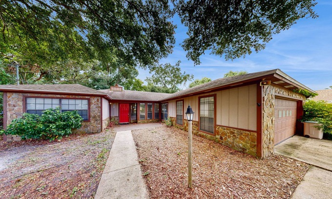 St. Augustine South Casa | Dog-Friendly Home with outdoor patio and private gazebo