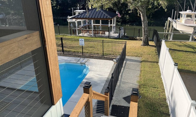 St. James Casa | Dog-Friendly Home With a Dock and Private Pool