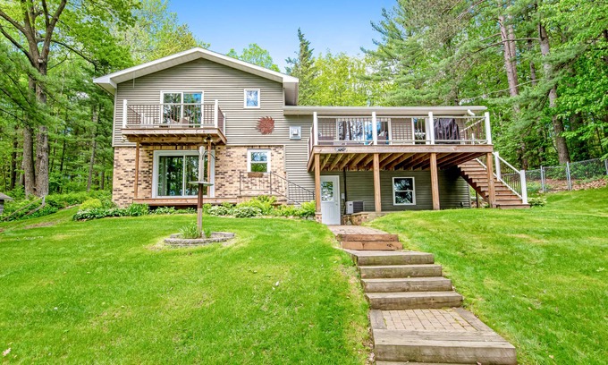Tomahawk Casa | Dog-Friendly Lakefront Home w/Fireplace, Stove, Lake View, Free WiFi, Deck