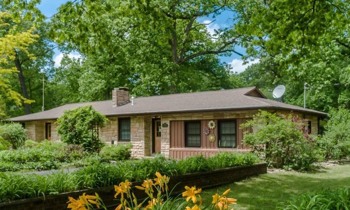 Kendall Casa | NUEVO * APERTURA MAY19 * * ROBLE BLANCO HAN * ACOGEDOR / CHIMENEA / TUB CALIENTE * S HABIDO / SAUGATUCK