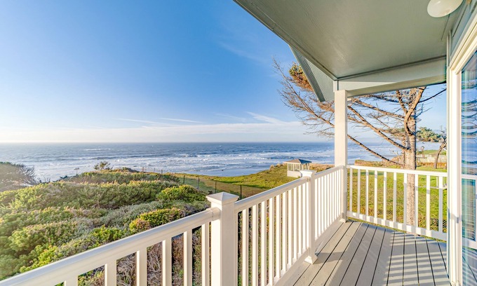 Gold Beach Casa | Dog-friendly ocean view home with WiFi, remote work spaces, and washer/dryer