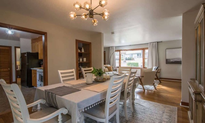 Hendersonville Casa | Dog-Friendly Retreat~$375 Free Activities Daily