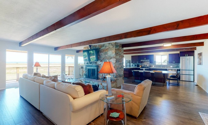 Westport Casa | Dog-Friendly Retreat w/ Bay Views, a Spacious Deck, & Secluded Feel
