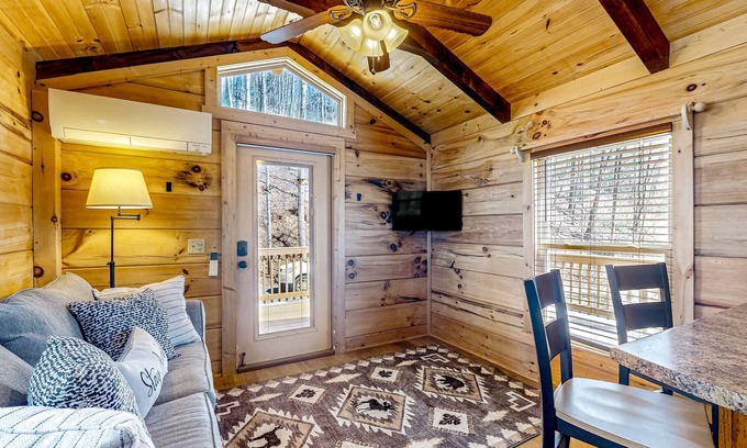 Franklin Casa | Dog-friendly rustic home with private hot tub, mtn views, wraparound deck, W/D