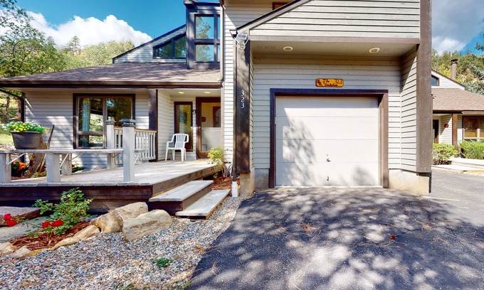 Durango - Purgatory Casa | Dog-friendly townhome with mountain view, fireplace, patio, grill & W/D